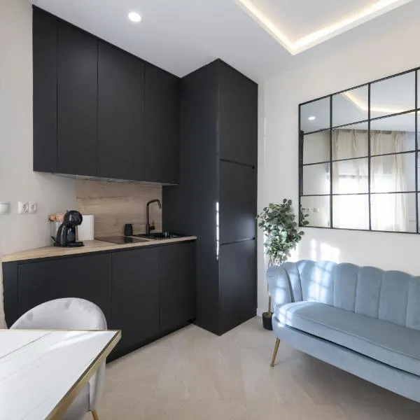 Málaga BOUTIQUE Luxury Jacuzzi - by N&N LUXE PROPERTIES，位于马拉加的酒店