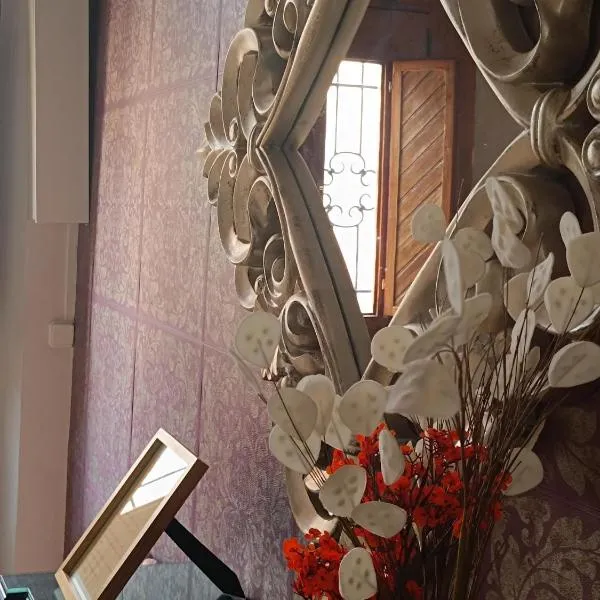 CASA RURAL ALEGRÍA，位于Caudete de las Fuentes的酒店