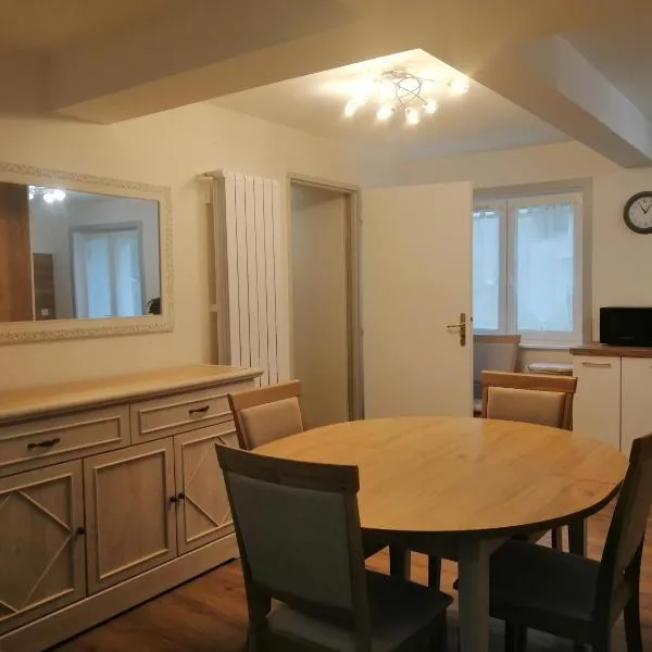 Magnifique studio neuf et indépendant à la campagne，位于Dignac的酒店