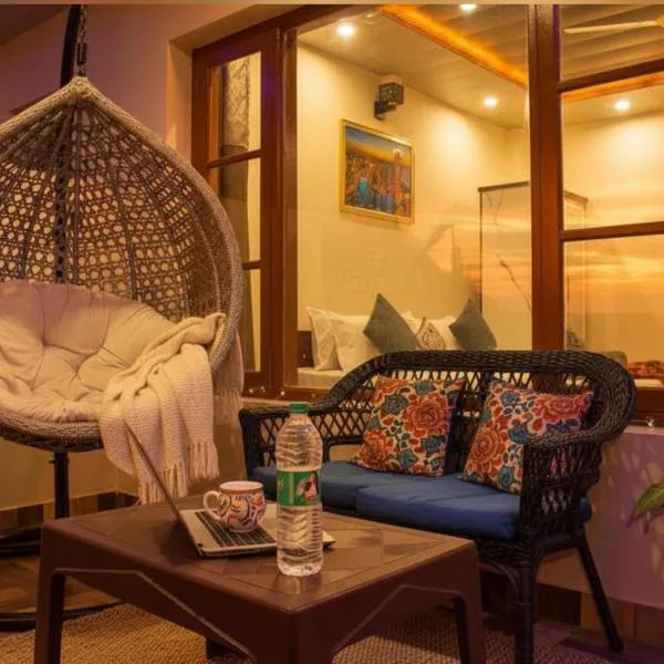 Kasauli City Central Inn Hotel，位于卡绍利的酒店