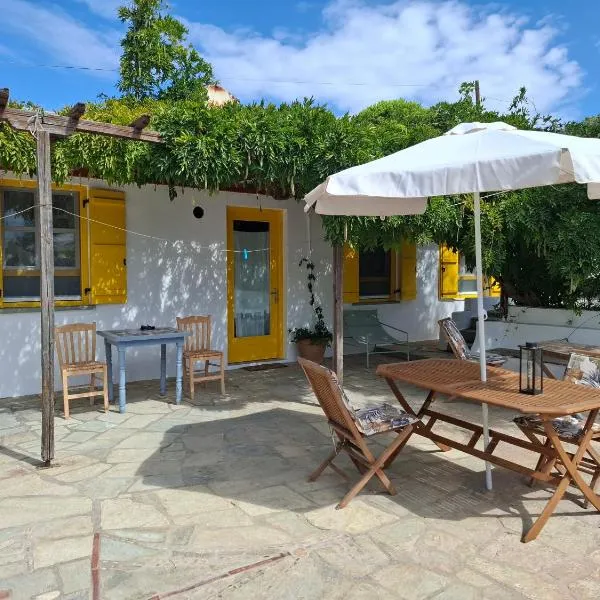 Myrto Yellow Holiday House，位于斯塔菲罗斯的酒店