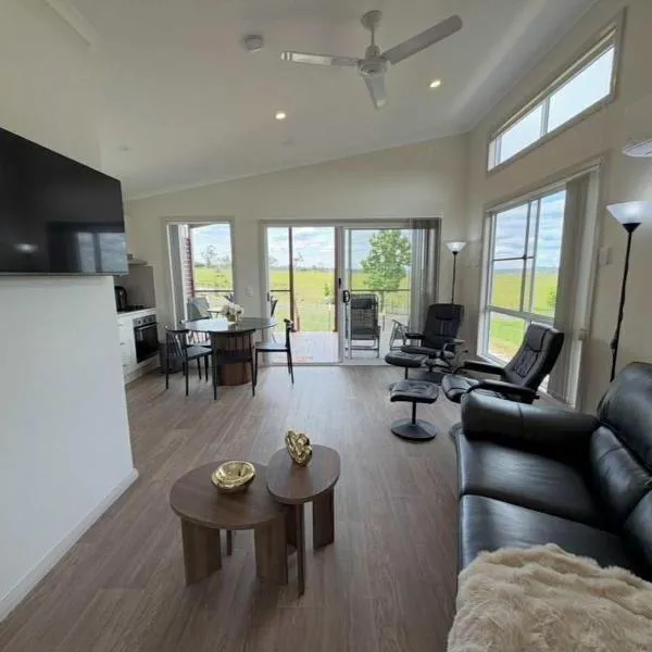 Red Hill Cabin#2 - 2-bedroom，位于Walcha的酒店