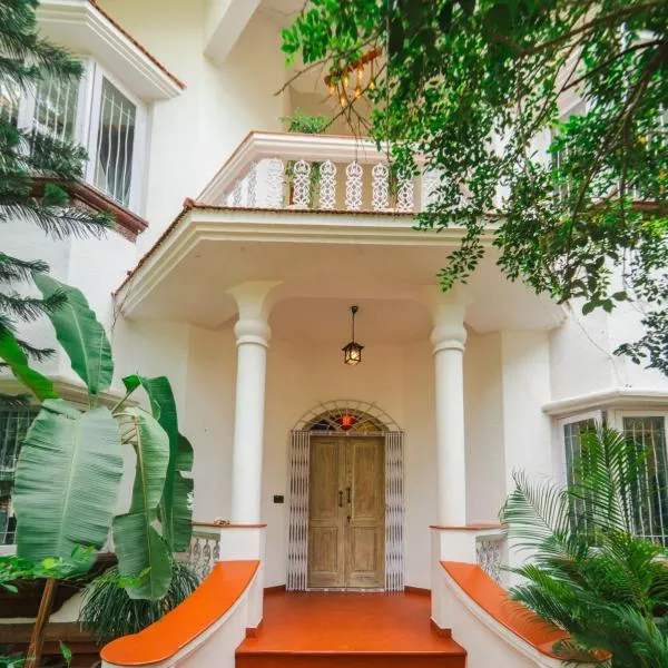 Villa Sylvana By Bluewave Hospitality，位于Nagoa-Bardez的酒店