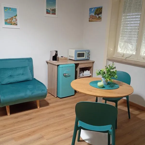 Taxi House Aeroporto Salerno Costa D'Amalfi，位于Bellizzi的酒店