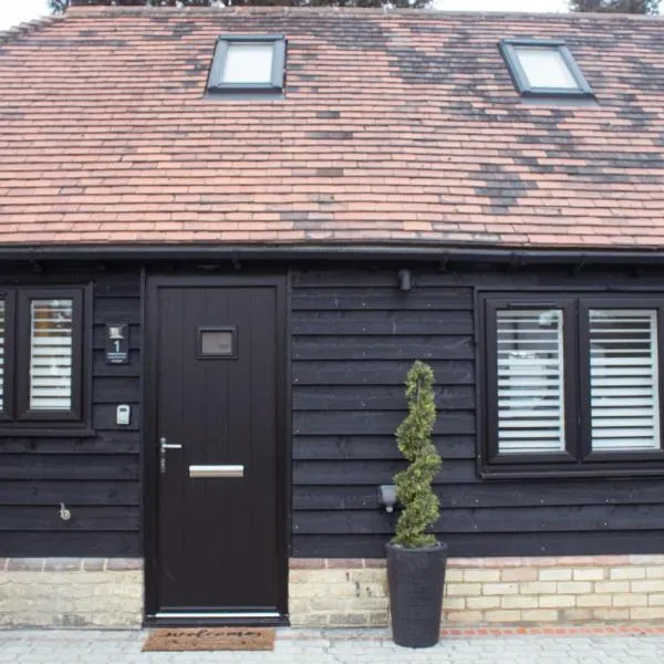 Little Dunton Lodges 1，位于Little Burstead的酒店