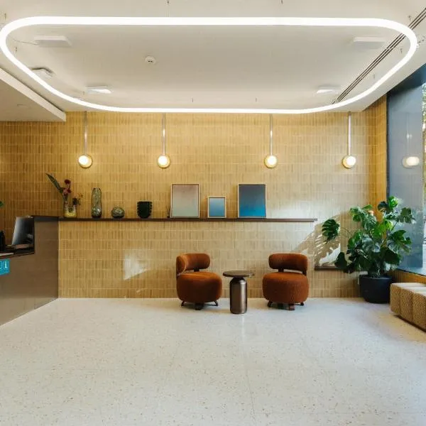 Atipico Madrid，位于马德里的酒店