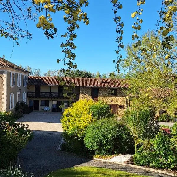 Le Clairat，位于Saint-Michel-Saint-Jaymes的酒店