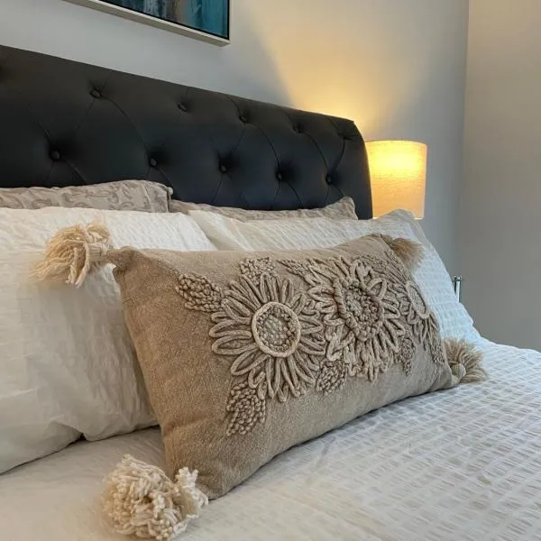 Casa Del Mar-A family Suite in Victoria，位于朗福德的酒店