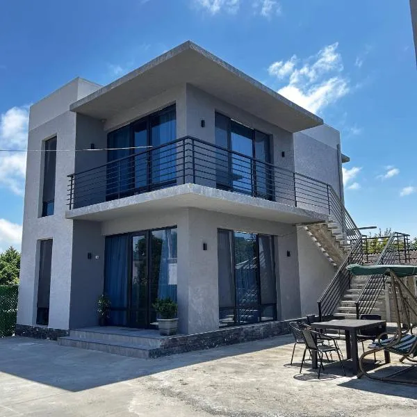 Riverside Cotagge，位于波季的酒店