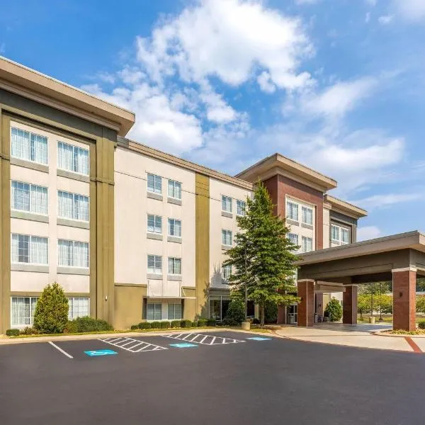 查塔努加观景峰拉金塔旅馆及套房酒店，位于查塔努加的酒店