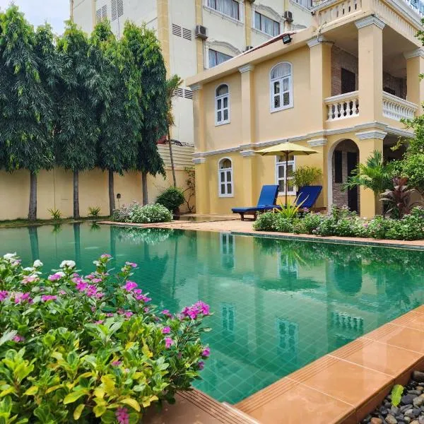 拉维拉酒店，位于马德望的酒店