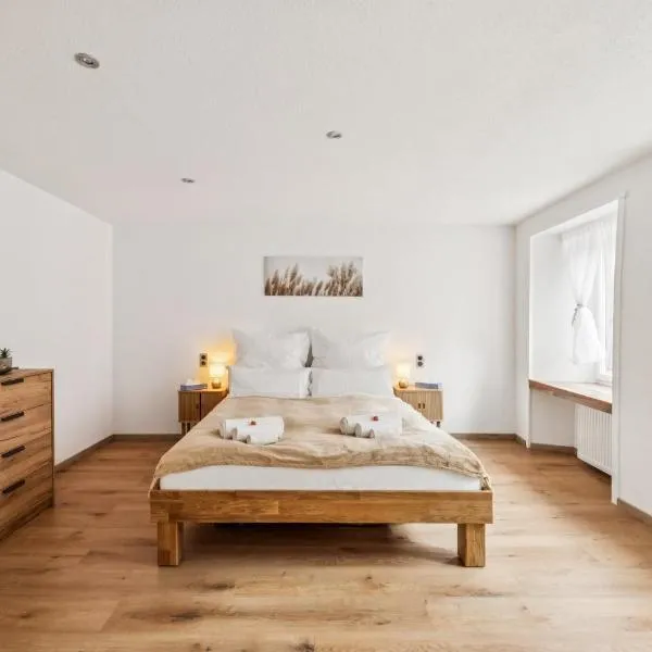 ReMo I Altstadtidyll am See 1 - 6 Personen I Ruhig - Balkon - Parkplatz - nahe Bahnhof und Autobahn，位于韦森的酒店