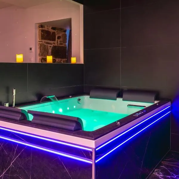 La Parenthèse Sensuelle - love room，位于布雷斯特的酒店