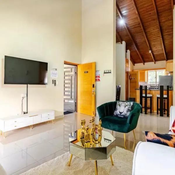 Luxury Sky Blue，位于哈拉瓦科阿的酒店