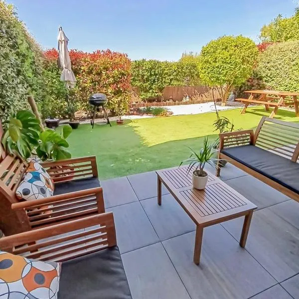 Fabron studio et Résidence de Luxe avec Piscine，位于尼斯的酒店