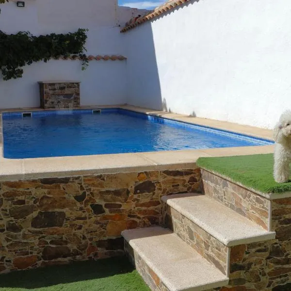 Casa Rural Eufemia，位于Arenales de San Gregorio的酒店