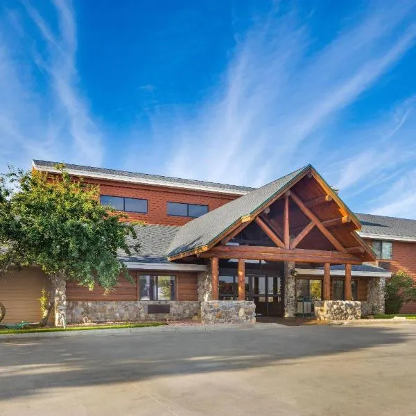 AmericInn by Wyndham Chamberlain Conference Center，位于张伯伦的酒店