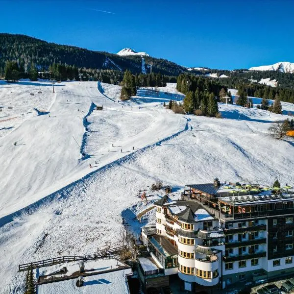 Boutique Hotel Bellevue Lermoos，位于莱尔莫斯的酒店