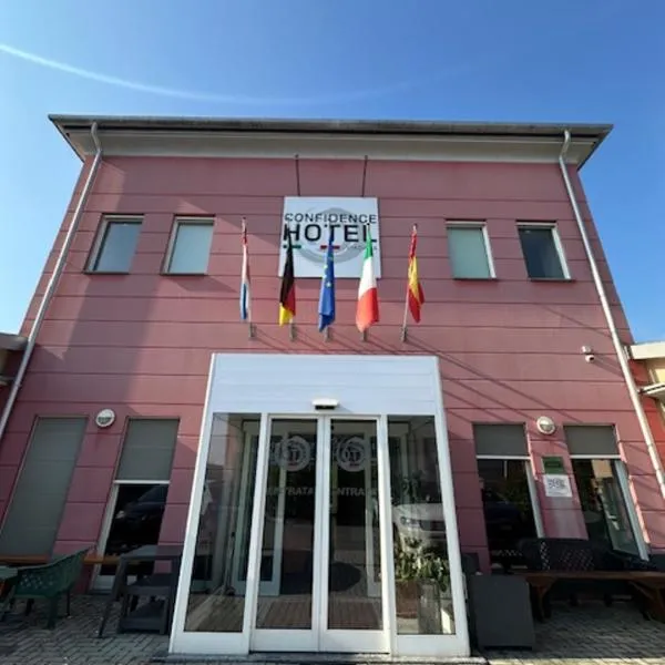 Confidence Hotel Viadana，位于Viadana的酒店
