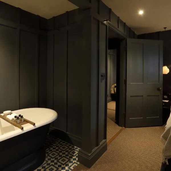 海滨长廊131号酒店，位于切尔滕纳姆的酒店