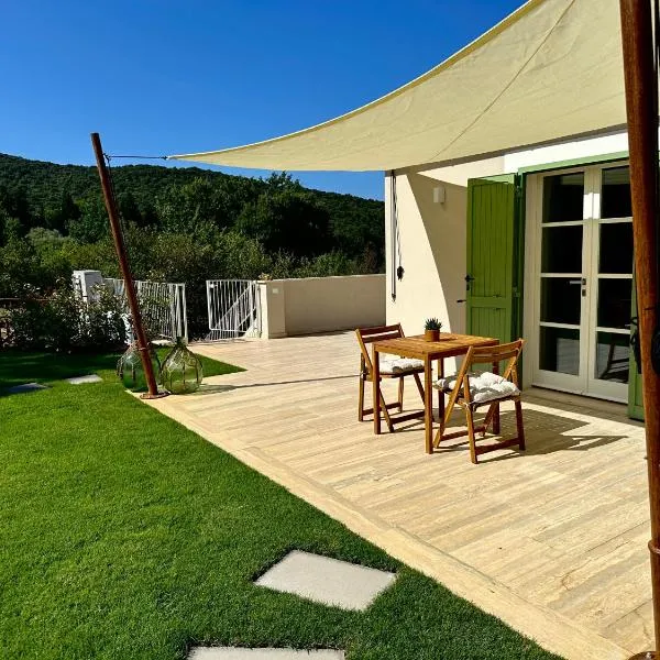 A CASA DI LEO B&B Country House，位于斯卡尔利诺的酒店