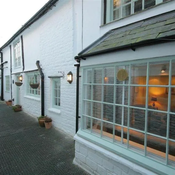 Butlers Cottage，位于伯福德的酒店