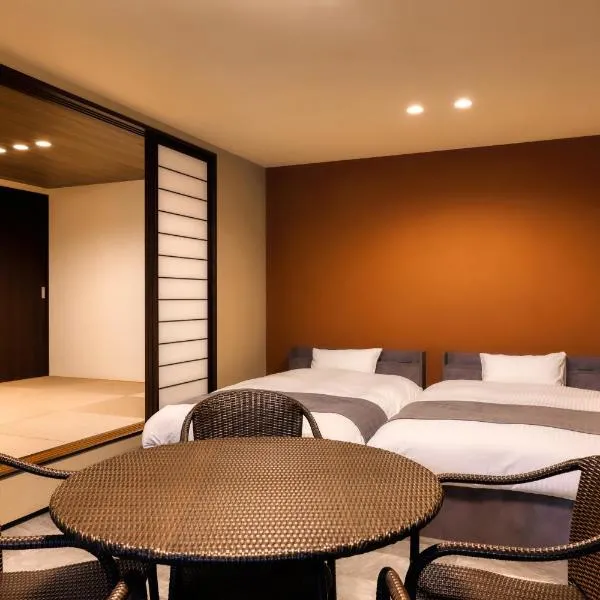 SEVEN House，位于富士河口湖的酒店