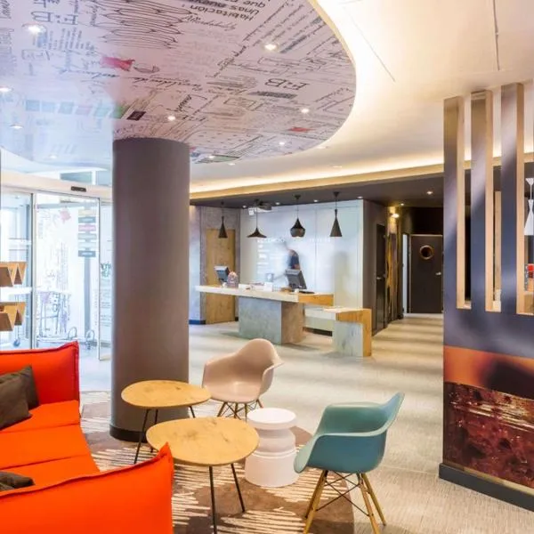 巴塞罗那卡斯特尔德菲尔宜必思酒店，位于卡斯特尔德费尔斯的酒店