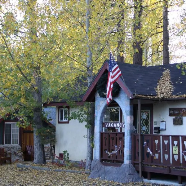 城堡木质主题小屋 - 仅限夫妇，位于Boulder Bay的酒店