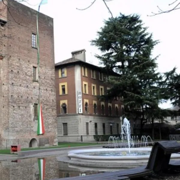 Nuovo Hotel Italia，位于阿比亚泰格拉索的酒店