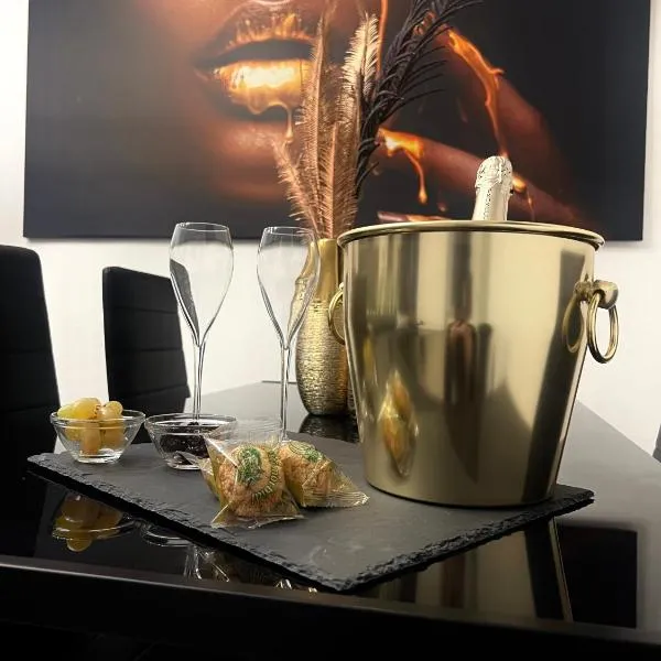Royal Relax Sarzana，位于萨尔扎纳的酒店