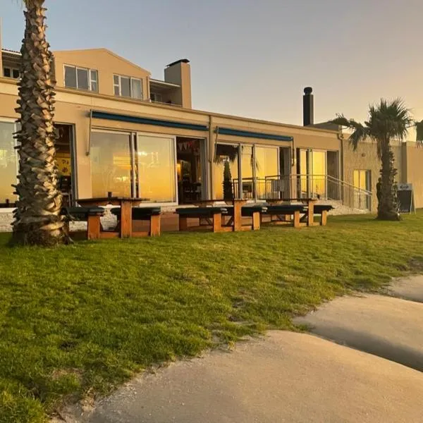 The Sunset Villas，位于韦尔德里夫的酒店