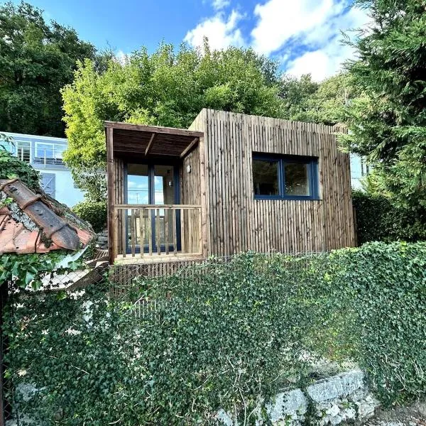 Studio de jardin en pleine nature a 15km de Paris，位于Vauhallan的酒店