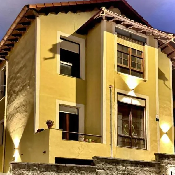 Villa Olas y Llamas. Ciudad, mar y naturaleza.，位于桑坦德的酒店