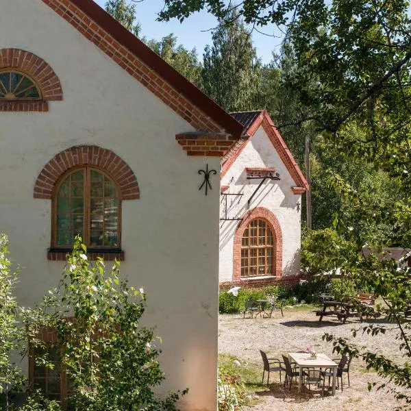 Franshammars vandrarhem，位于哈瑟拉的酒店