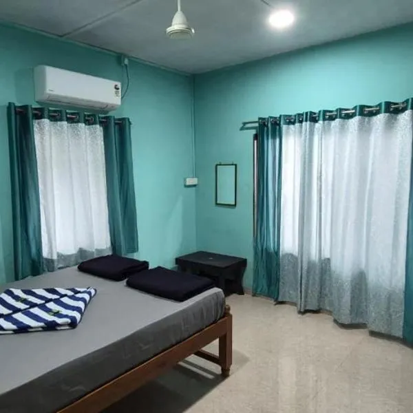 Aabhai Beach Resort，位于马尔万的酒店