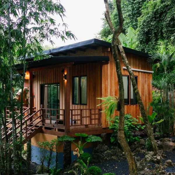 Laydaman Art Homestay，位于Ao Luk的酒店