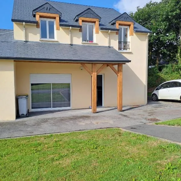 Kerhuella，位于Saint-Ségal的酒店