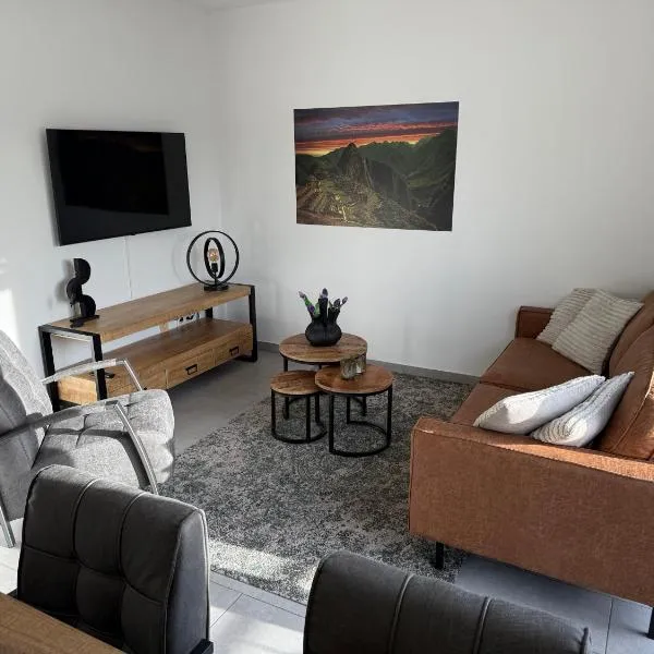 ISL Apartment，位于格罗瑙的酒店