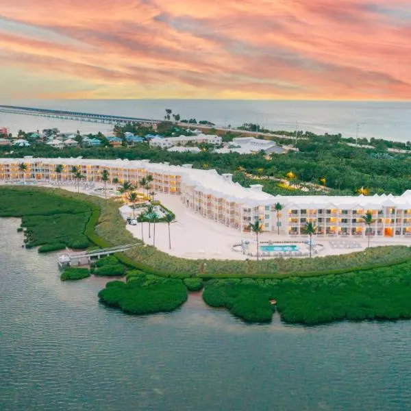 Isla Bella Beach Resort & Spa - Florida Keys，位于马拉松的酒店