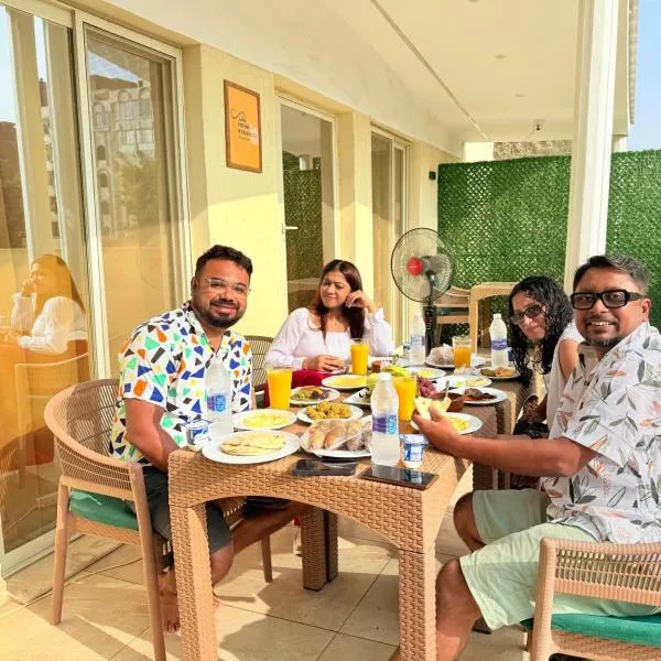 Infinity Pyramids Inn，位于Giza的酒店