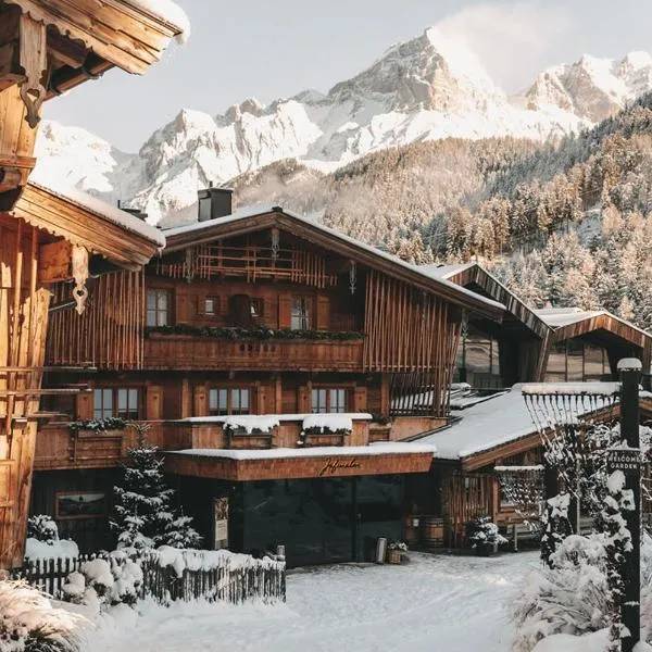 Jufenalm BOHO & Wellnesshotel，位于玛丽亚阿尔姆的酒店