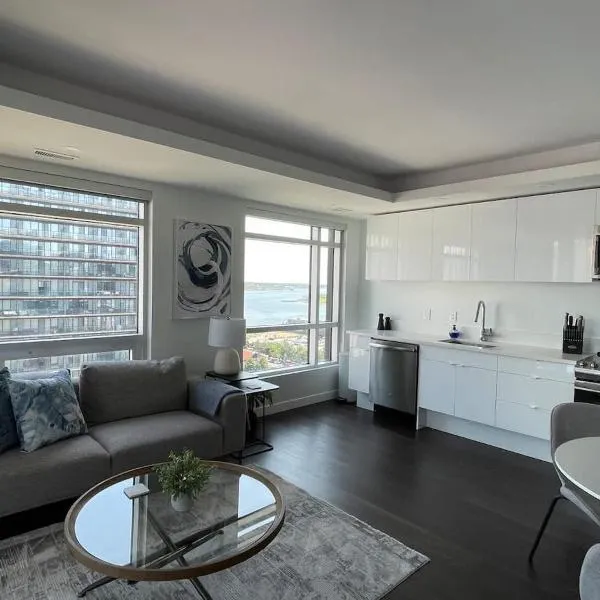 Waterfront 1 BR corner unit with 6 appliances，位于哈利法克斯的酒店