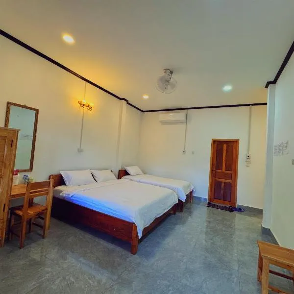phoulisack2 guesthouse，位于Nongkhiaw的酒店