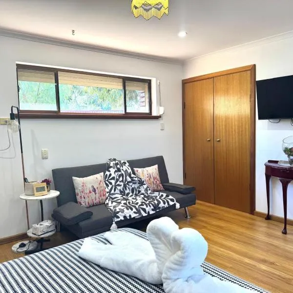 Guest suite in Elizabeth North，位于Smithfield的酒店