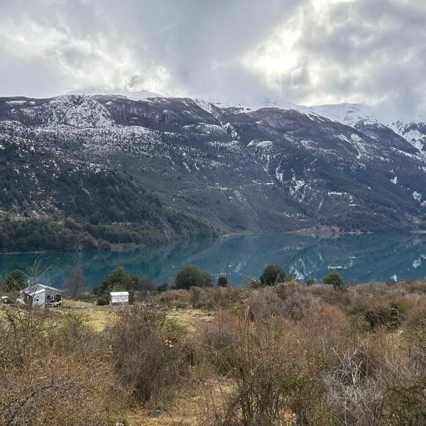 Cabaña lago tranquilo, camino valle exploradores，位于安东尼奥港的酒店