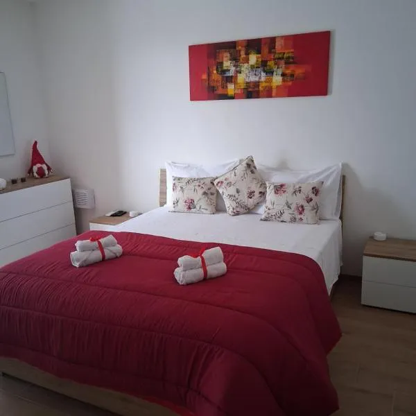 A Casa di Lucia-Appartamento Deluxe，位于Piedimonte San Germano的酒店