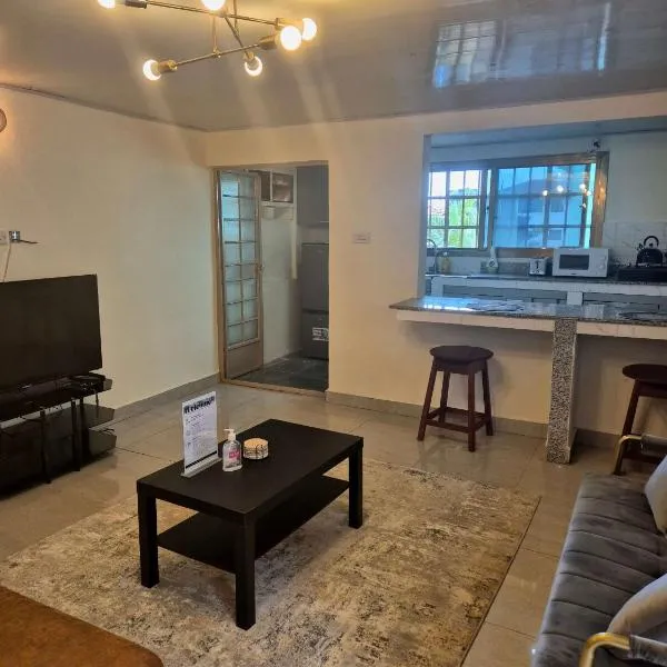 Palm and Pillow，位于弗里敦的酒店