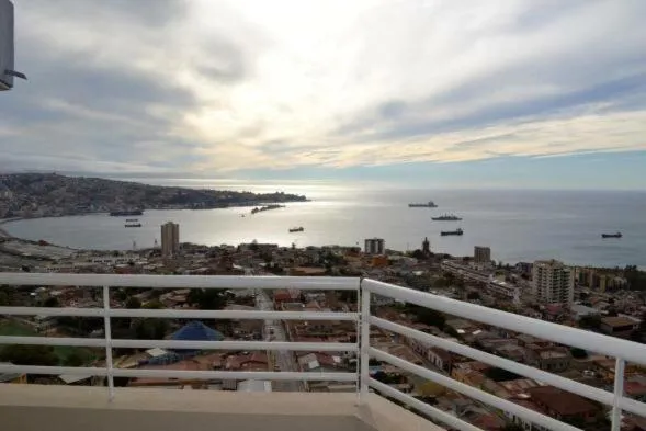 Valparaiso Preciosa Vista al Mar，位于瓦尔帕莱索的酒店