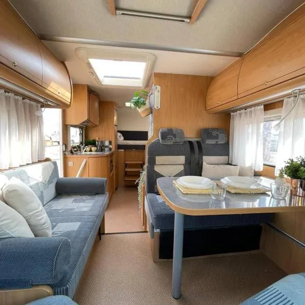 Alojamiento，位于下布雷尼亚的酒店